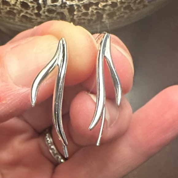 Elegant DUO of Silver and Gold Drop Earrings - Picture 2 of 5